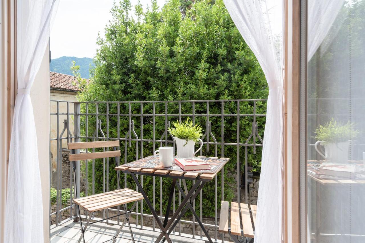 Lake Como Studio With Balcony And Private Parking Ossuccio Екстериор снимка